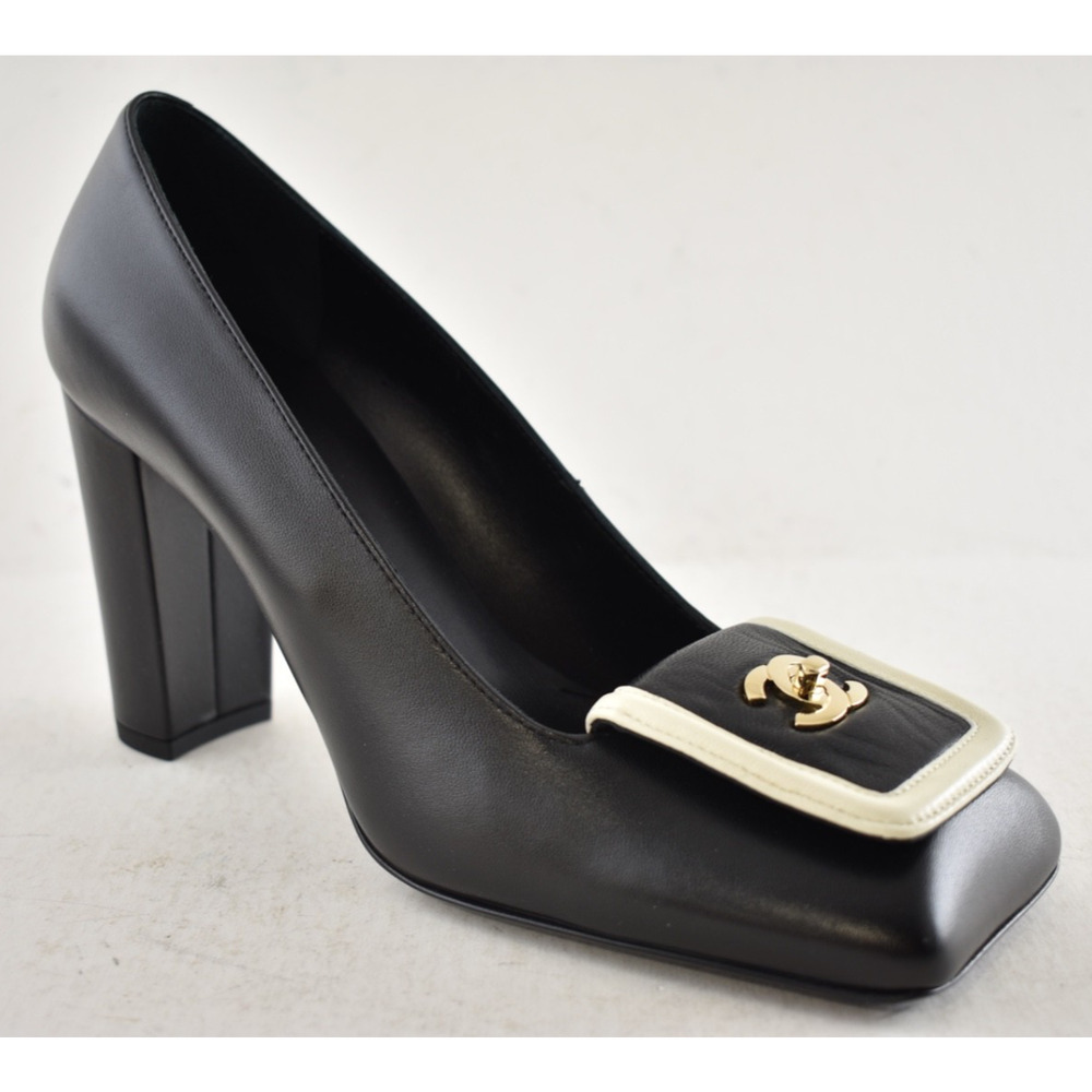 Chanel 26S Blazy Black White Square Toe Turnlock Gold CC Logo Block Heel Pump 39 - Picture 7 of 16